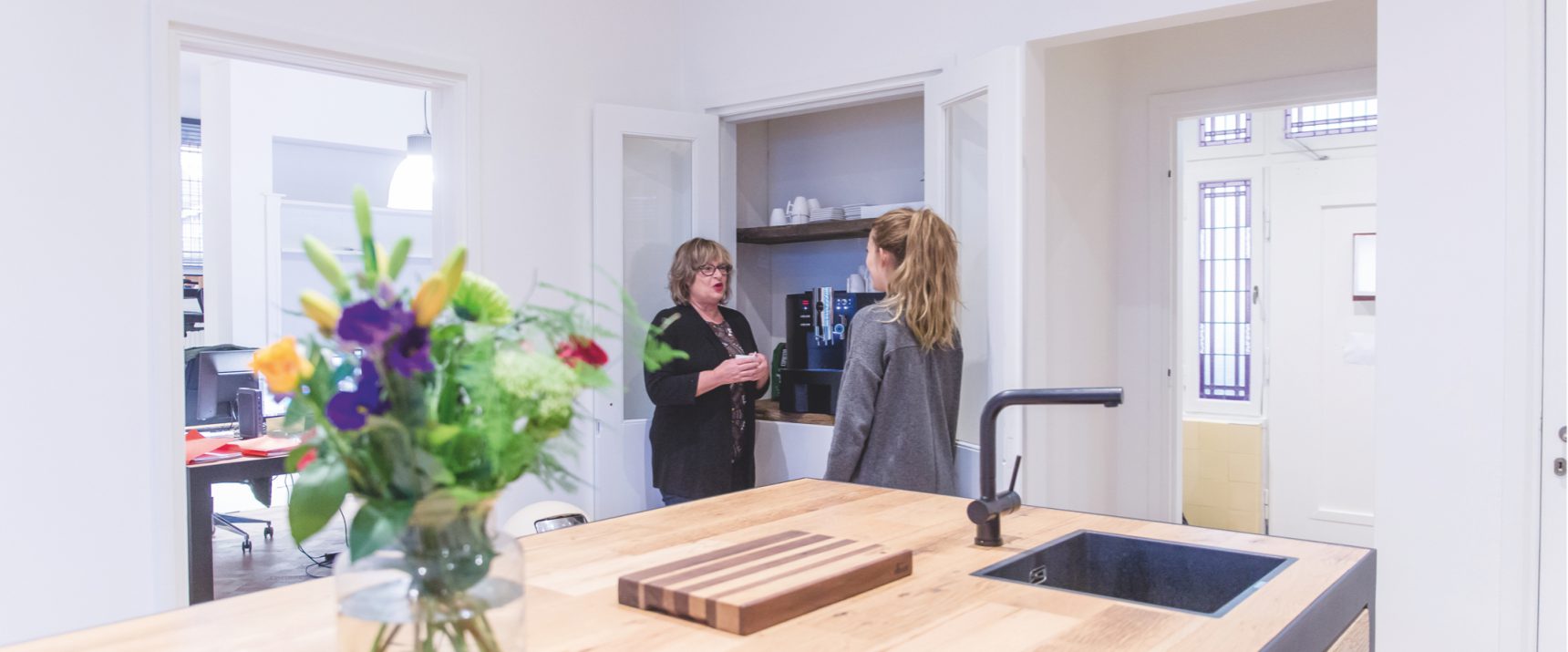 Damen: Jouw fullservice makelaar in Limburg. Kopen, Verkopen, Hypotheken, Taxatie, Zakelijke Taxaties, Nieuwbouw, Verhuur, Uitponden, Waardebepaling
