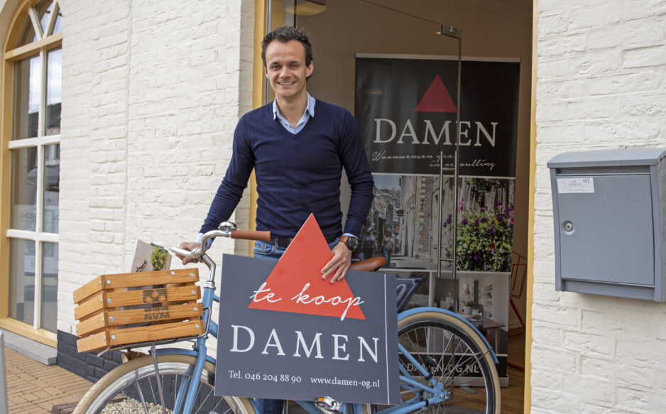 Damen: Onze makelaars staan voor u klaar. Kopen, Verkopen, Hypotheken, Taxaties, Nieuwbouw, Verhuur, Uitponden, Waardebepaling, Projectontwikkeling | Neem contact met ons op